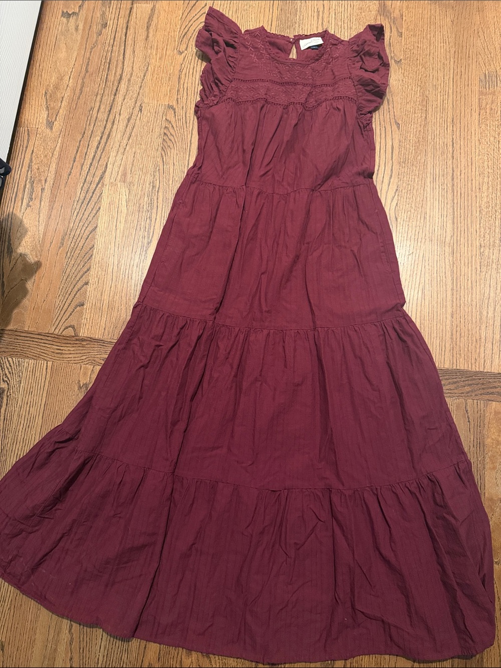 Universal Thread Burgundy Ruffled Tiered Maxi Dress sz medium